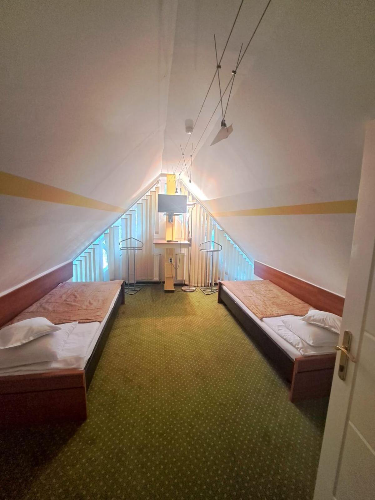 Pensiunea Colina Poiana Brasov Exterior foto